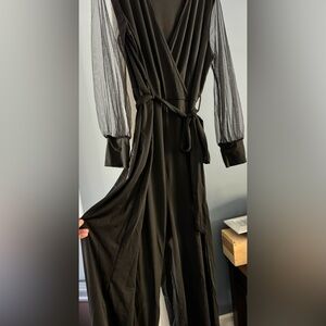 Long sleeve/pant black jumpsuit